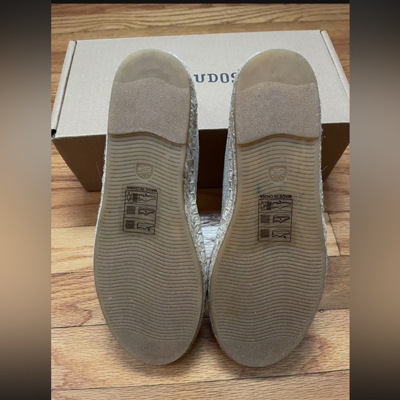 SOLUDOS Wink Espadrilles Smoking Slipper - Sand - Women’s Sz 6.5 - Picture 2 of 4